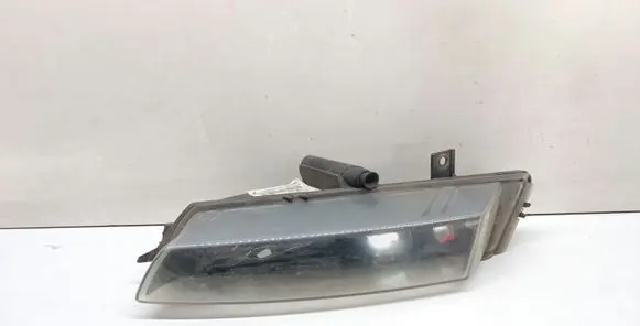 BMW 1 E81 E87 Front fog light 7181287 0305084001