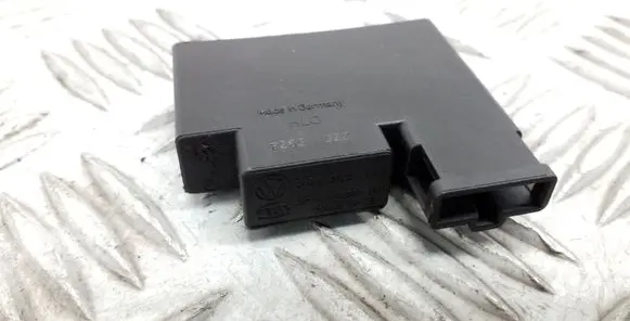 Skoda Superb B8 (3V) Keyless (KESSY) go control unit/module 3C0909141