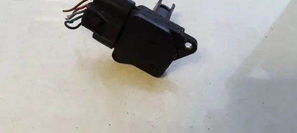 Toyota Corolla E120 E130 Mass air flow meter 2220422010 22204-22010