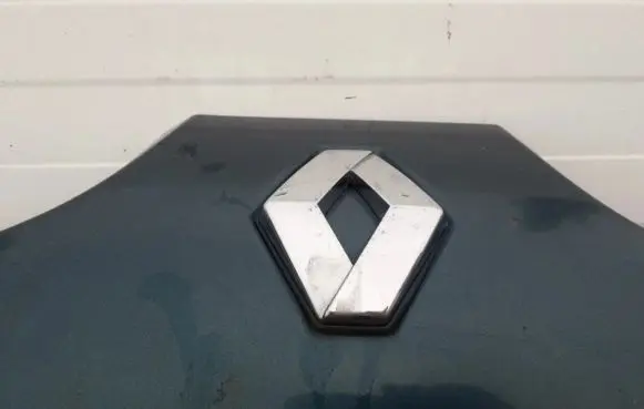 Renault Megane I Manufacturer badge logo/emblem 