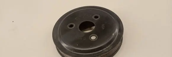 Opel Corsa C Water pump pulley 90531737