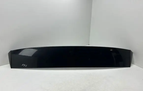 Tailgate/trunk spoiler