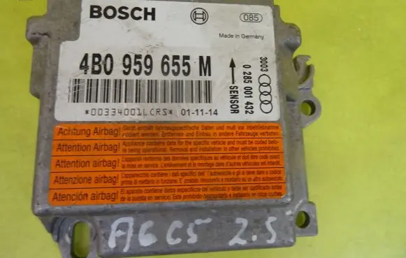 Audi A6 S6 C5 4B Airbag control unit/module 4B0959655M