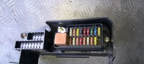 Jaguar XJ X308 Fuse box set LNA2800FB 518154000