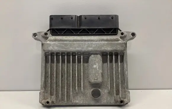 Mercedes-Benz C W204 Engine control unit/module A6461504472