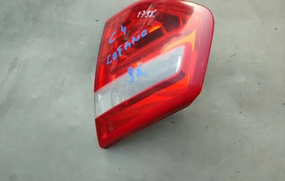 Citroen C4 I Picasso Tailgate rear/tail lights 9653547677