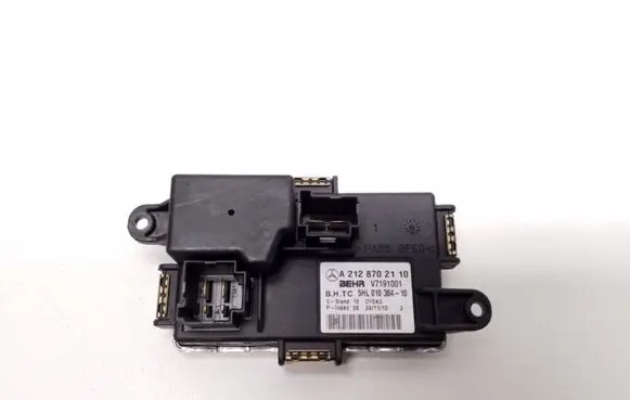 Mercedes-Benz E W212 Heater blower motor/fan resistor A2128702110