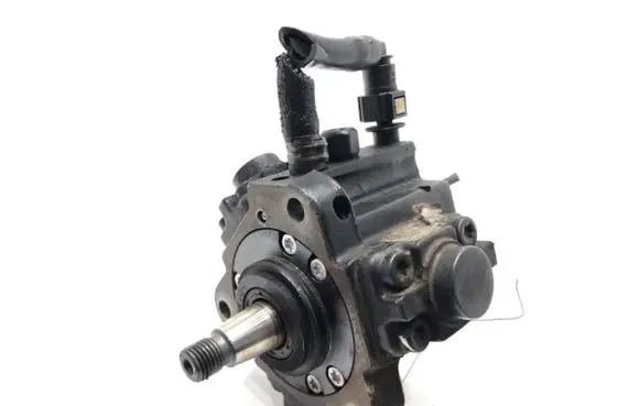 Alfa Romeo 159 Fuel injection high pressure pump 55205935