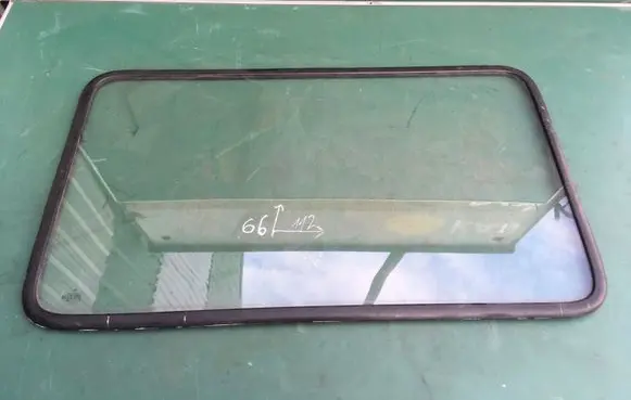 Mercedes-Benz Sprinter W901 W902 W903 W904 Rear windscreen/windshield window 43R001167