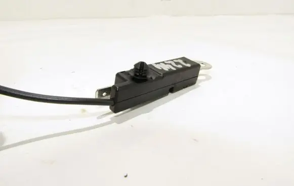 Mercedes-Benz GLE (W166 - C292) Aerial antenna amplifier A1668201489
