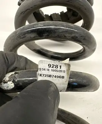 Land Rover Discovery Sport Rear coil spring Fk725b749gb 9281