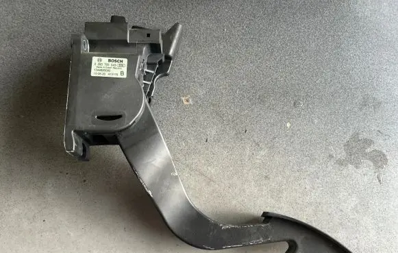 Peugeot Boxer Accelerator throttle pedal 1349820080 413175 0280755049