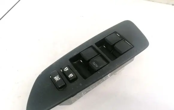 Toyota Auris 150 Electric window control switch 7423202550 74232-02550