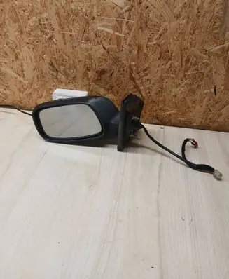 Toyota Corolla E120 E130 Front door electric wing mirror E11015813