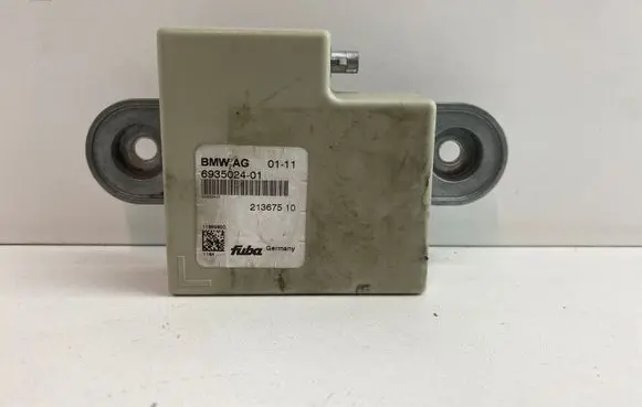 BMW 5 F10 F11 Antenna control unit 693502401