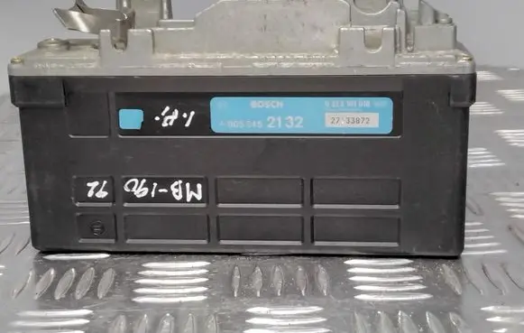 Mercedes-Benz 190 W201 ABS control unit/module 0265101018 005545 27133872