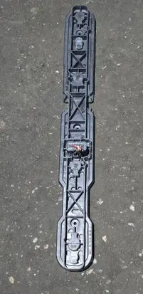 Renault Master III Rear/tail light trim molding brak