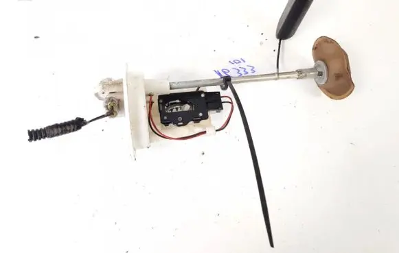 Subaru Legacy Fuel level sensor 