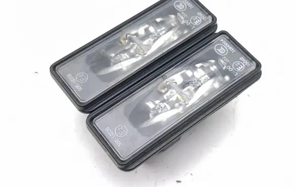 Opel Grandland X Number plate light 9815226680