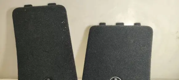Volkswagen PASSAT B6 Trunk/boot trim cover 1J0867468