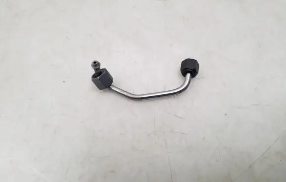 Fuel injector supply line/pipe