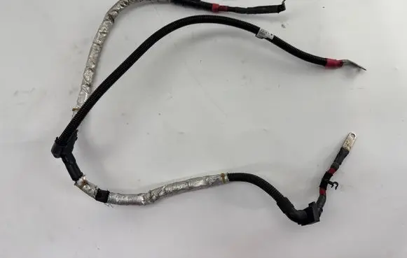 BMW 3 F30 F35 F31 Positive cable (battery) 8584698