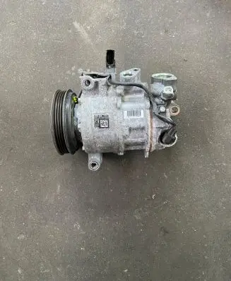 Audi Q7 4M Air conditioning (A/C) compressor (pump) 4M0816803N