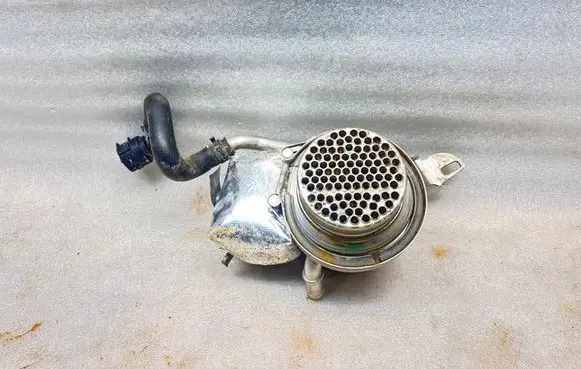 EGR valve cooler