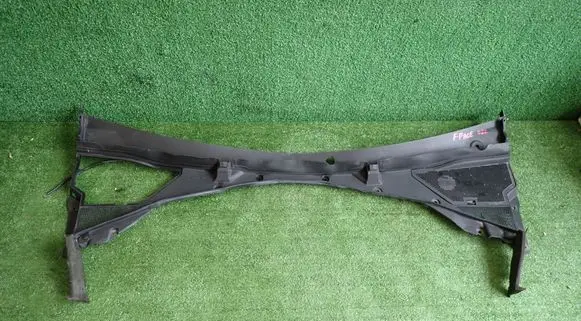 Jaguar F-Pace Wiper trim 