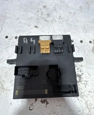 Audi A4 S4 B7 8E 8H Comfort/convenience module 8E0907279N 17072006