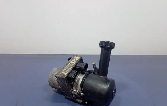 Peugeot 407 Power steering pump 9655792180