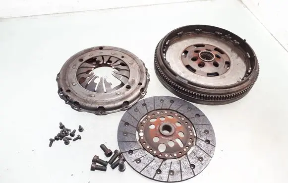 Seat Toledo II (1M) Clutch set kit 028105264K 028141036L