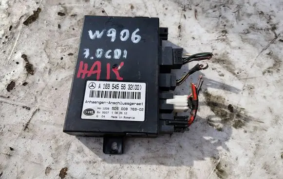 Mercedes-Benz Sprinter W906 Tow bar trailer control unit/module A1695455632