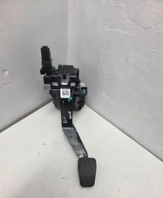 Ford Ecosport Clutch pedal CN157B633AC