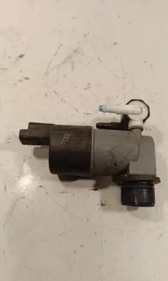 Nissan Qashqai Windscreen/windshield washer pump 681155 286203634R