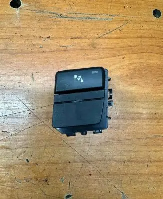 BMW 5 E60 E61 Parking (PDC) sensor switch 913791704