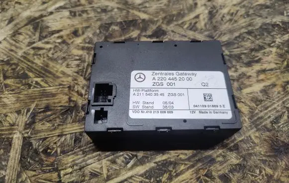 Mercedes-Benz S AMG W220 Gateway control module A2204452000