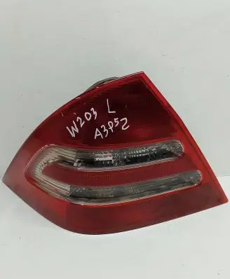 Mercedes-Benz C W203 Rear/tail lights 2038200164L