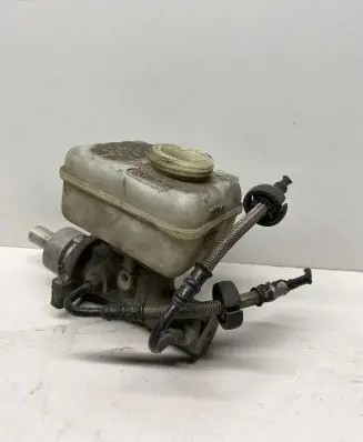 Volkswagen Golf IV Master brake cylinder 21027099