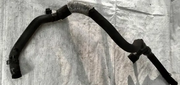 Citroen C6 Engine coolant pipe/hose