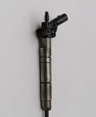 Mercedes-Benz E W211 Fuel injector A6420700587 0445115027