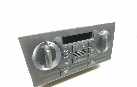Audi A3 S3 A3 Sportback 8P Climate control unit 8P0820043H