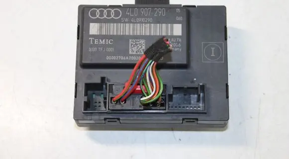 Audi Q7 4L Door control unit/module 4L0907290