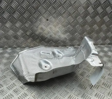 BMW X5 G05 Heat shield in engine bay 7424937