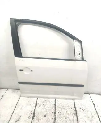 Volkswagen Caddy Front door