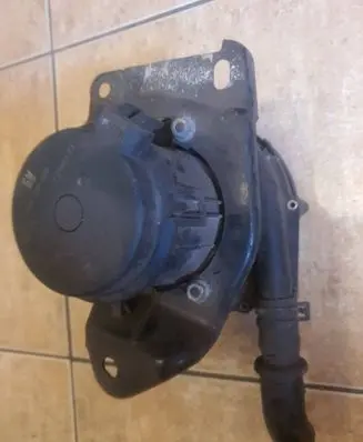 Opel Vectra B Secondary air pump 90530018 98T255 72186023