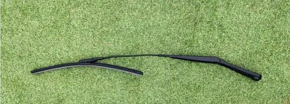 Seat Ibiza III (6L) Front wiper blade arm 17526