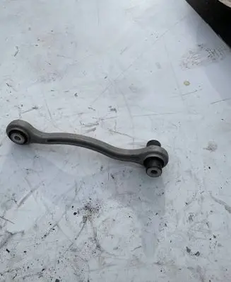Mercedes-Benz C W205 Rear control arm 20402