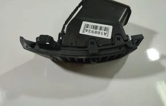 Mazda 5 Dash center air vent grill GM932