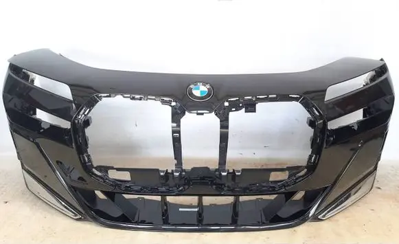 BMW 7 G70 Front bumper